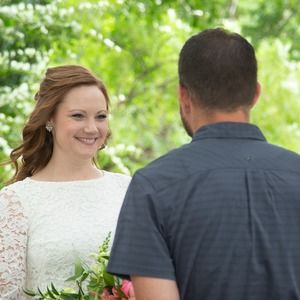 Meet your Posher, Carrie